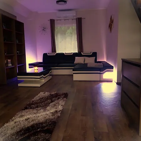 Hunor Vendeghaz 아파트 Sátoraljaújhely